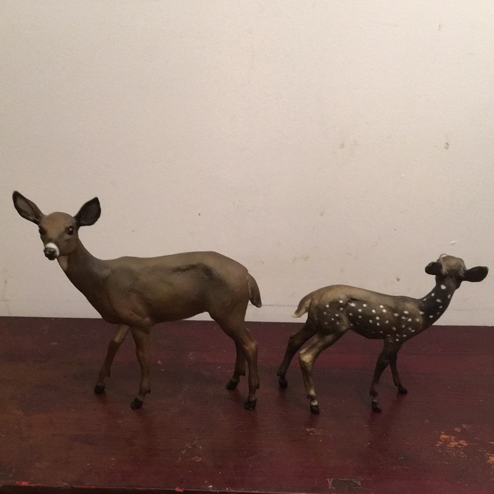 Breyer Deer Family Figurine Set - Picture 3 of 5